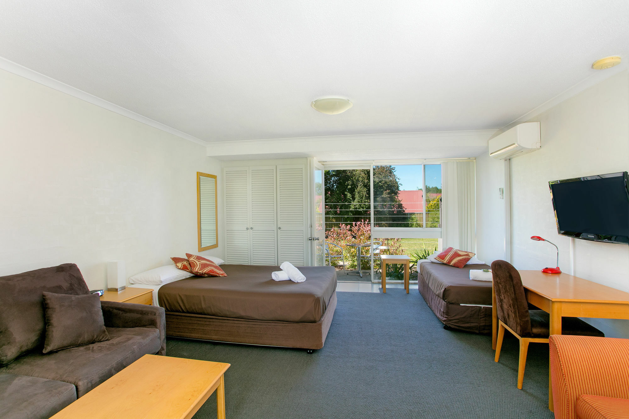 Bathurst Studio Apartments Exterior photo